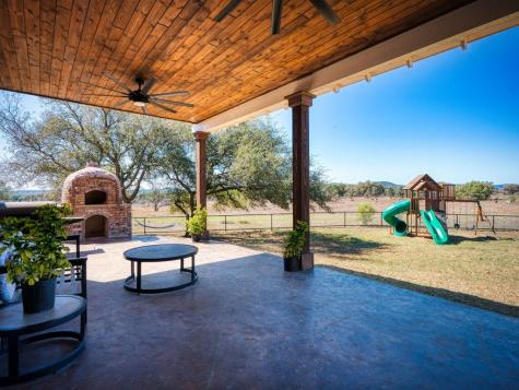 676 Highgate Bandera TX 78003