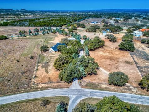 676 Highgate Bandera TX 78003