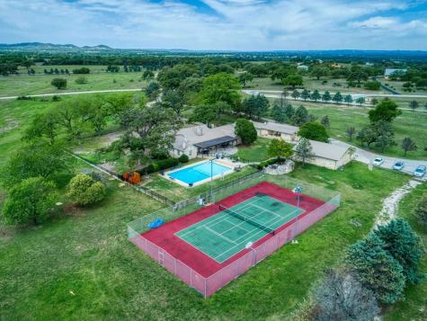 676 Highgate Bandera TX 78003