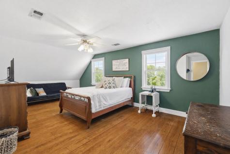704 North Creek Road Comfort TX 78013