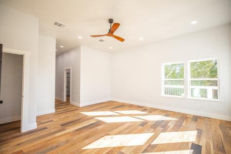 183 Wood Trail Kerrville TX 78028