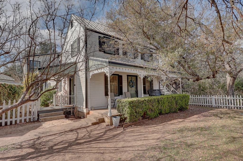 507 Travis Street Fredericksburg TX 78624