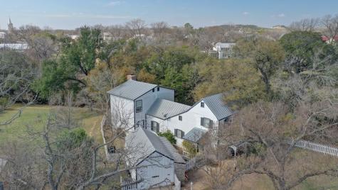507 Travis Street Fredericksburg TX 78624