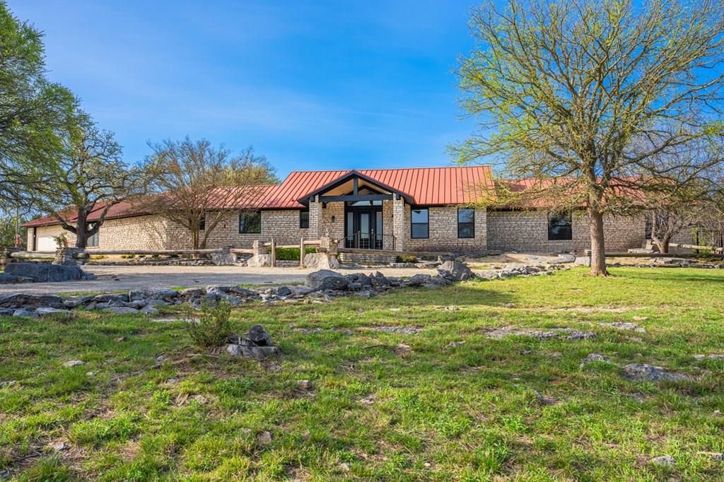 377 Shin Oak Way Kerrville TX 78028
