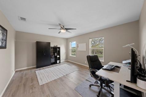 377 Shin Oak Way Kerrville TX 78028
