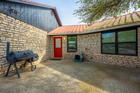 377 Shin Oak Way Kerrville TX 78028