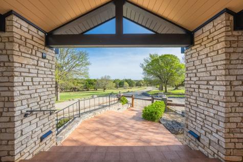 377 Shin Oak Way Kerrville TX 78028