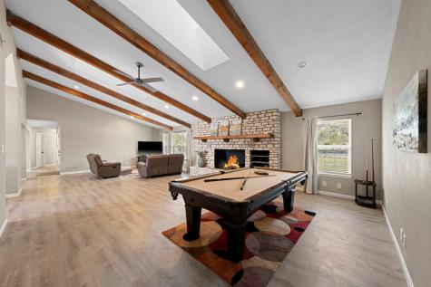377 Shin Oak Way Kerrville TX 78028