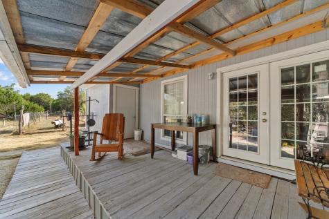 1602 Broad Oak Drive Bandera TX 78003