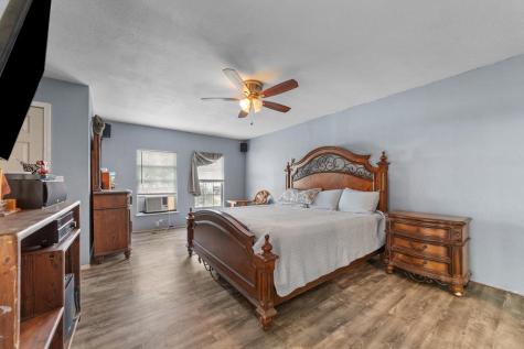 1602 Broad Oak Drive Bandera TX 78003