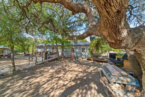 1602 Broad Oak Drive Bandera TX 78003