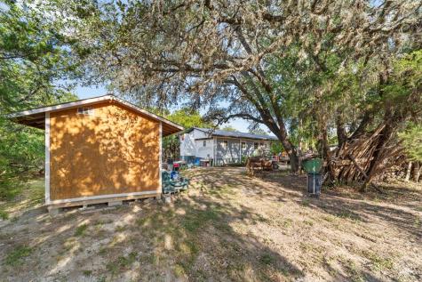 1602 Broad Oak Drive Bandera TX 78003