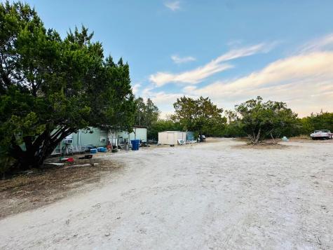 1602 Broad Oak Drive Bandera TX 78003