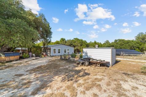 1602 Broad Oak Drive Bandera TX 78003