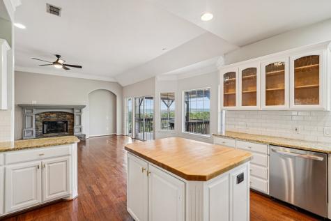 311 West Lane Kerrville TX 78028