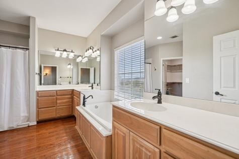 311 West Lane Kerrville TX 78028