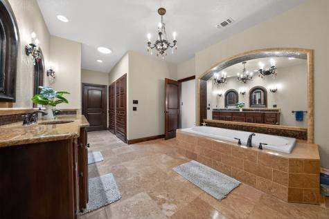 204 Red Oak Lane Ingram TX 78025