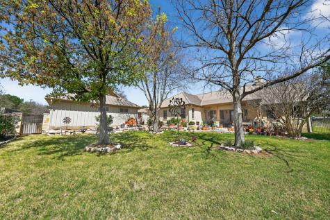 204 Red Oak Lane Ingram TX 78025