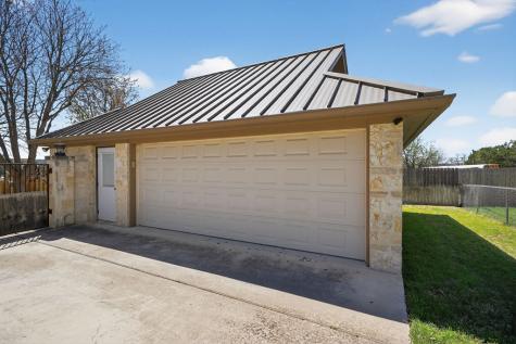 204 Red Oak Lane Ingram TX 78025