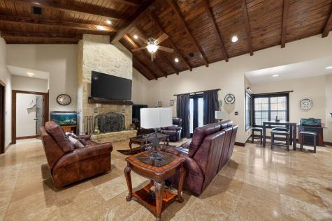 204 Red Oak Lane Ingram TX 78025