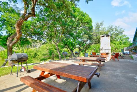 2960 Highway 39 Hunt TX 78024