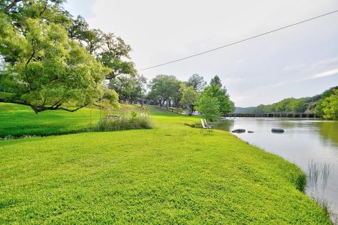 2960 Highway 39 Hunt TX 78024