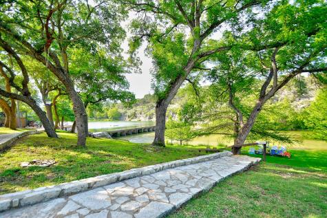 2960 Highway 39 Hunt TX 78024
