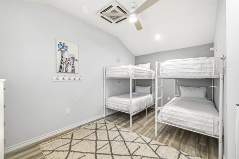 124 Madrona Kerrville TX 78028