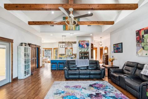 381 Camino Primero Leakey TX 78873