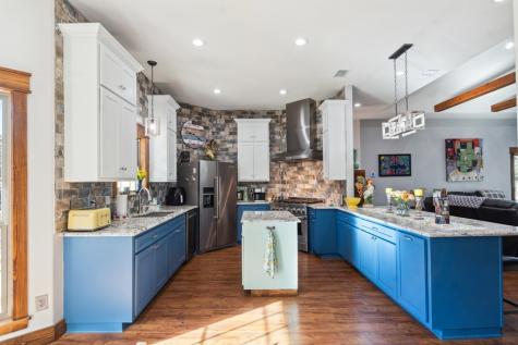 381 Camino Primero Leakey TX 78873