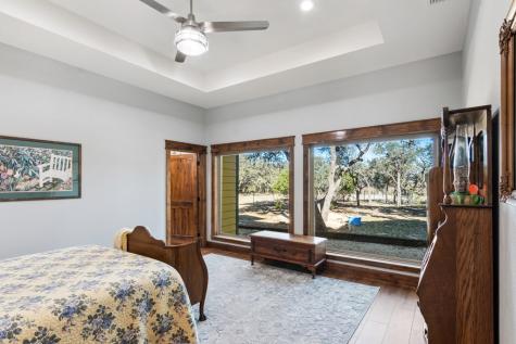 381 Camino Primero Leakey TX 78873