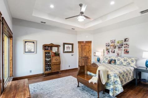 381 Camino Primero Leakey TX 78873