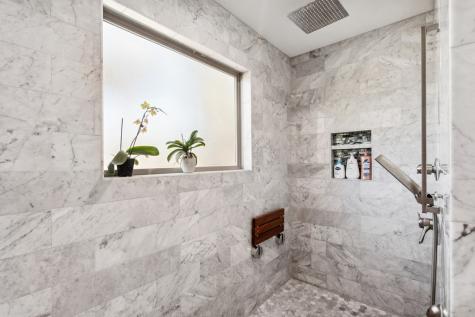 381 Camino Primero Leakey TX 78873