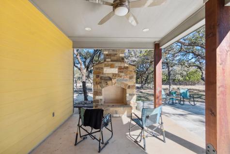 381 Camino Primero Leakey TX 78873