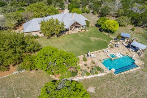 395 Bluff Creek Road Center Point TX 78010