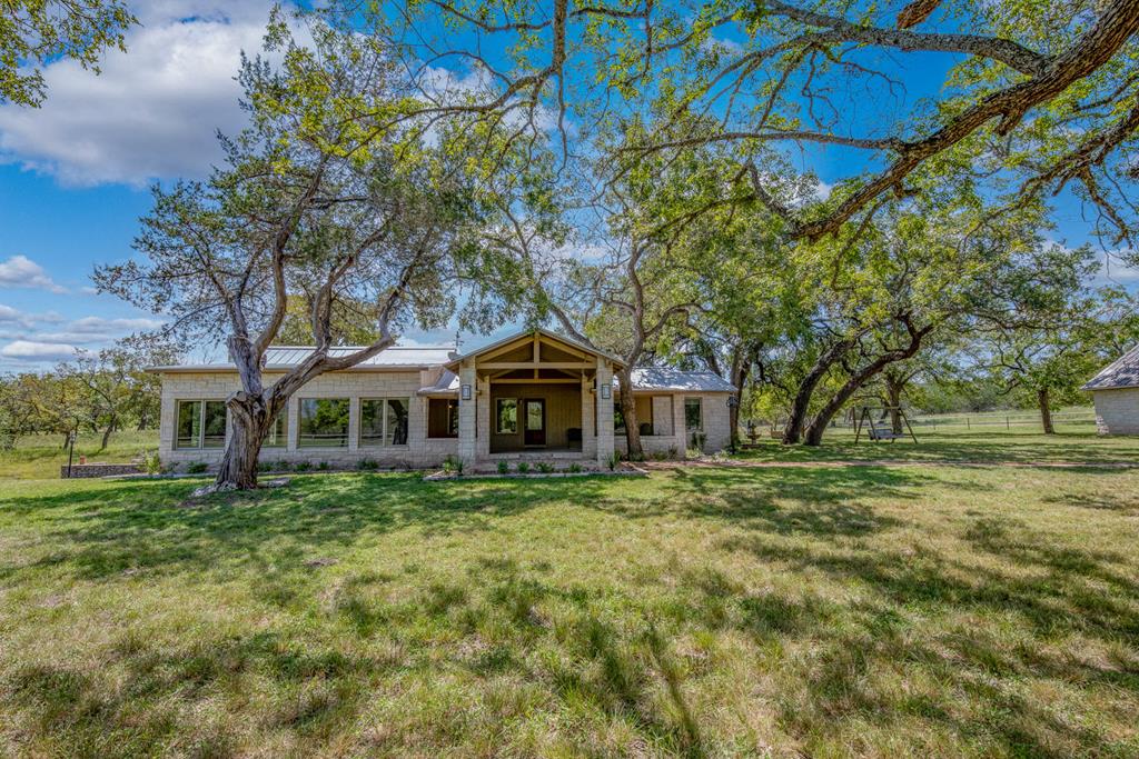 668 Elm Pass Road Center Point TX 78010