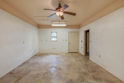 668 Elm Pass Road Center Point TX 78010
