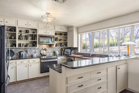 228 Galbraith Avenue Kerrville TX 78028