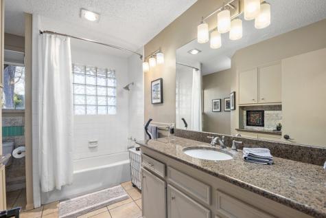 228 Galbraith Avenue Kerrville TX 78028