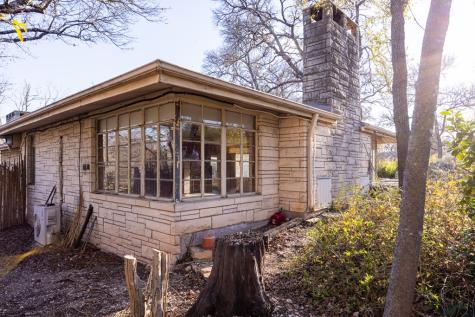228 Galbraith Avenue Kerrville TX 78028