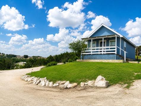 208 Valley View Drive Kerrville TX 78028