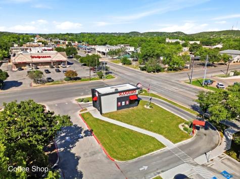2011 Athens Avenue Kerrville TX 78028