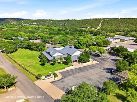 2011 Athens Avenue Kerrville TX 78028