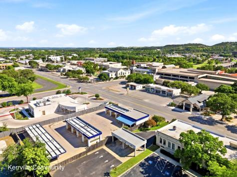 2011 Athens Avenue Kerrville TX 78028