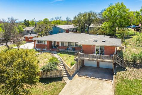 825 Golf Street Kerrville TX 78028