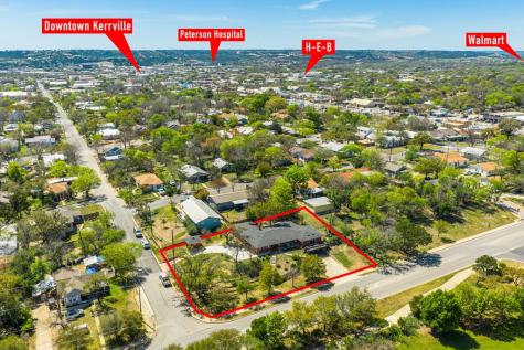 825 Golf Street Kerrville TX 78028