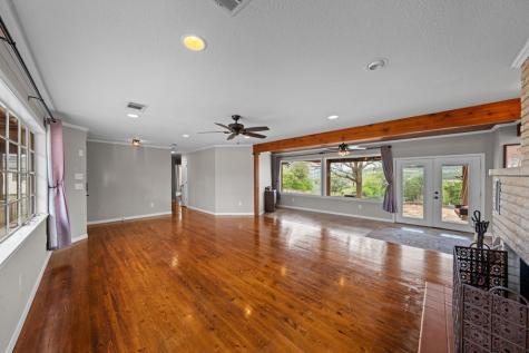 1094 Harper Road Kerrville TX 78028