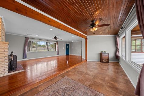 1094 Harper Road Kerrville TX 78028