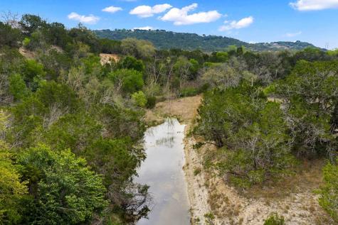 1094 Harper Road Kerrville TX 78028