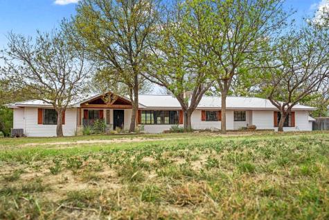 1094 Harper Road Kerrville TX 78028